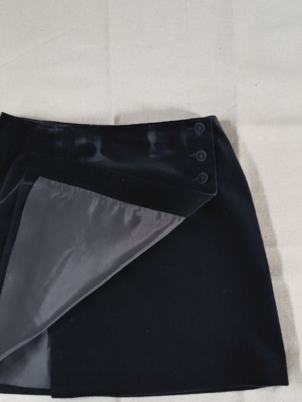 Vintage GAP Black Velvety Mini Skirt with Side Button Trim - Picture 6 of 7